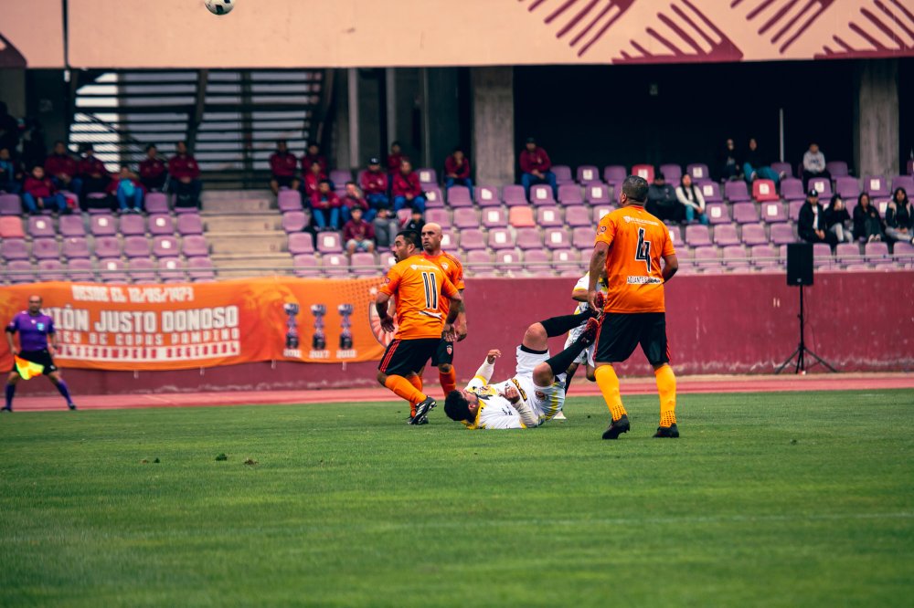Fotos del evento deportivo Justo Donoso Vs Halcones Negros